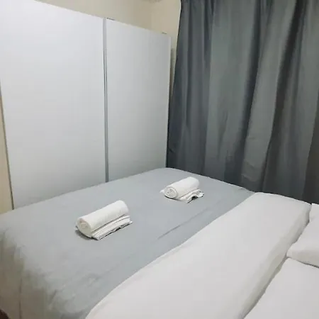Piso Familiar En Apartamento *